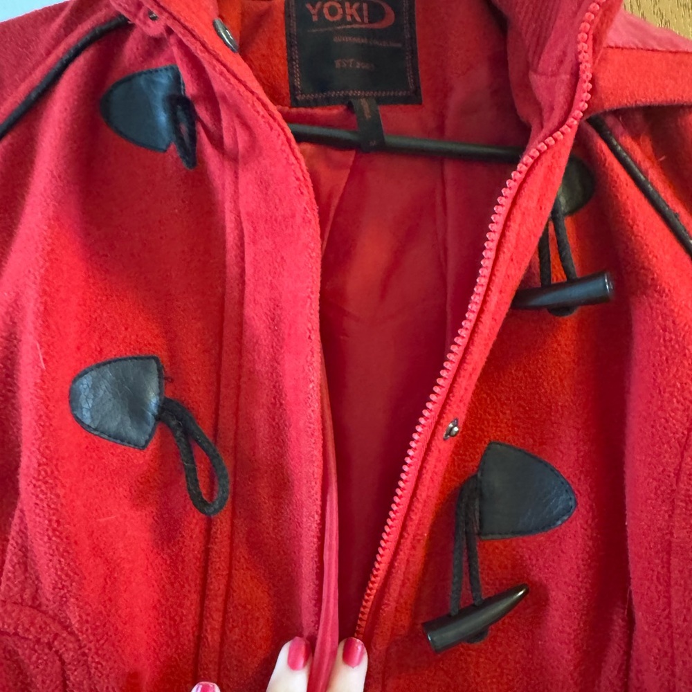 Yoki Red Coat - Picture 3 of 6